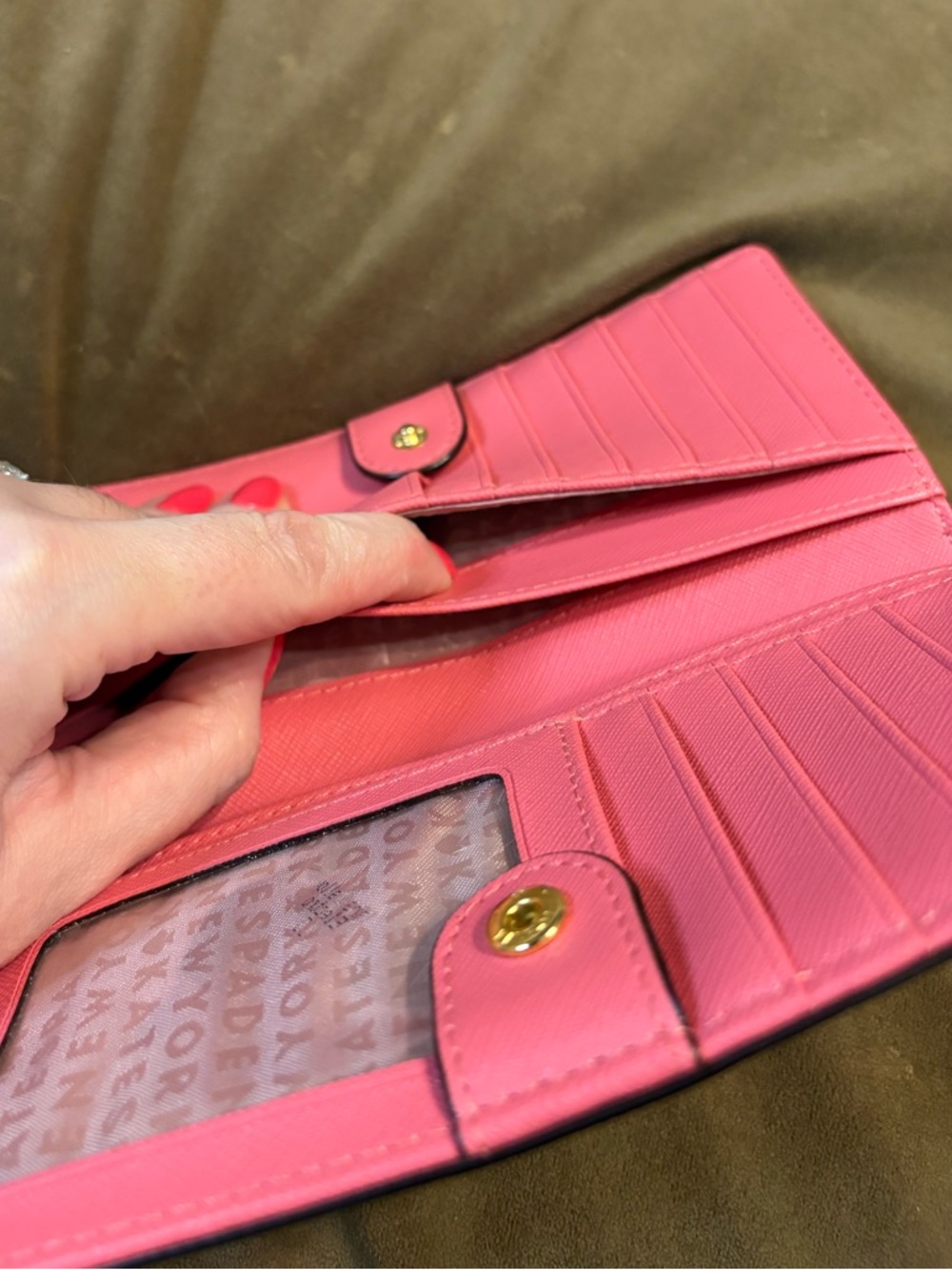 kate♠️spade ‘Barbie’ pink snap wallet with logo plaque - Picture 6 of 11